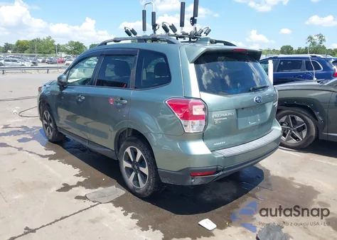 2017 Subaru Forester 2.5I Premium z USA, uszkodzony, nr VIN JF2SJAGCXHH452094
